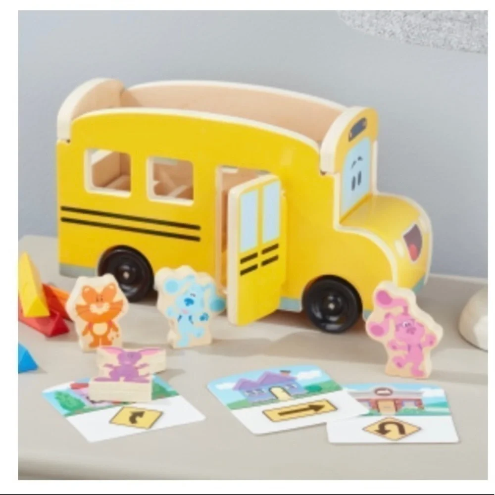 NIB-MELISSA & DOUG-BLUES CLUES & YOU-WOODEN PULL BACK SCHOOL BUS